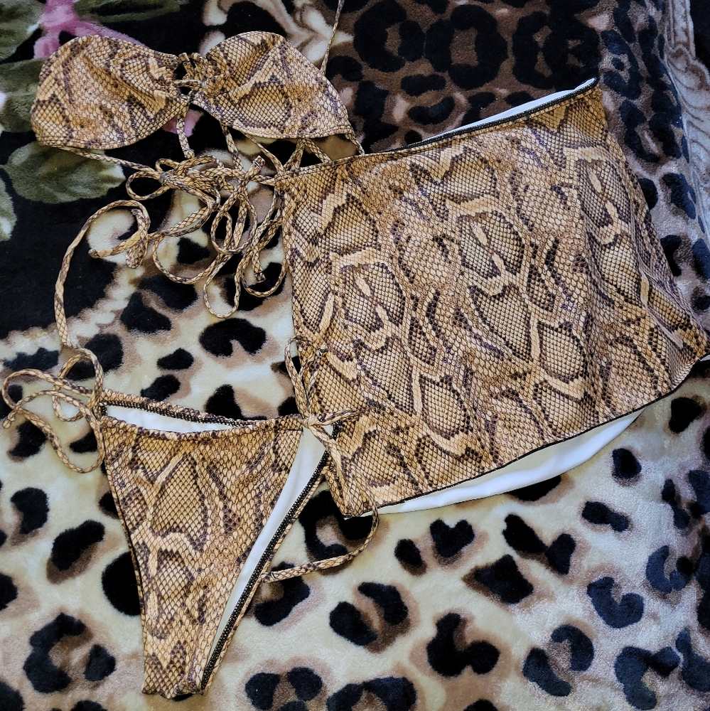 Snakeskin bikini set with sarong